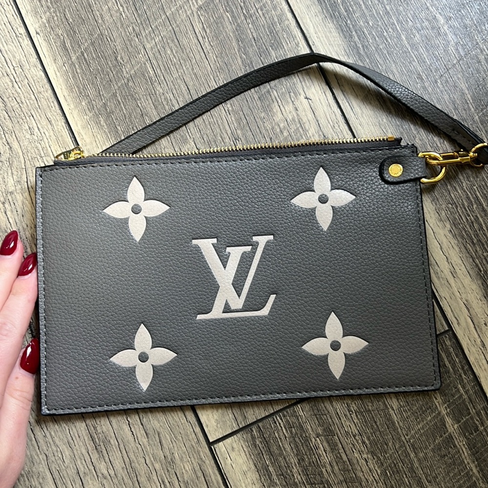 Louis V. grey wallet!